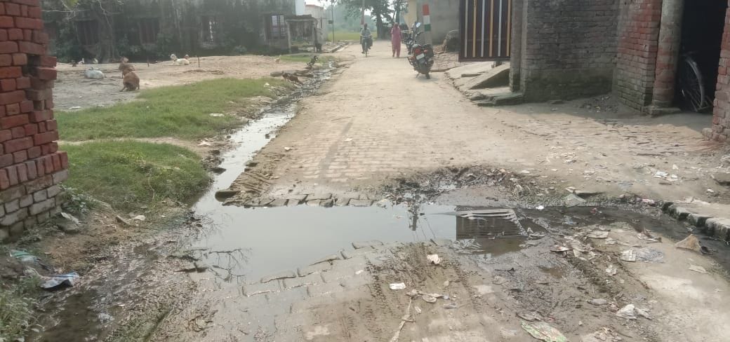 Five crores spent on salary, yet there is dirt in the villages