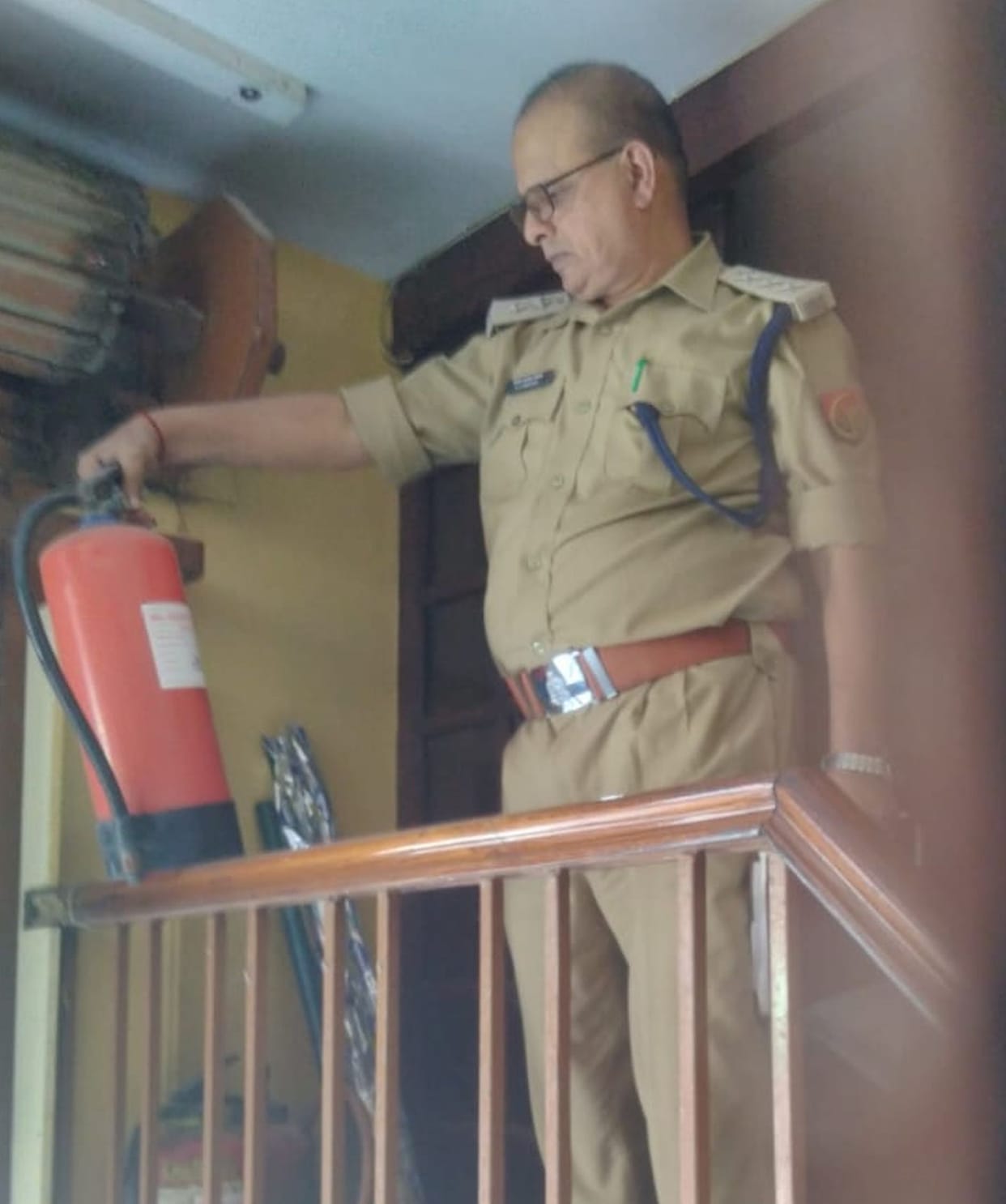 No extinguished fire extinguishers in hotels