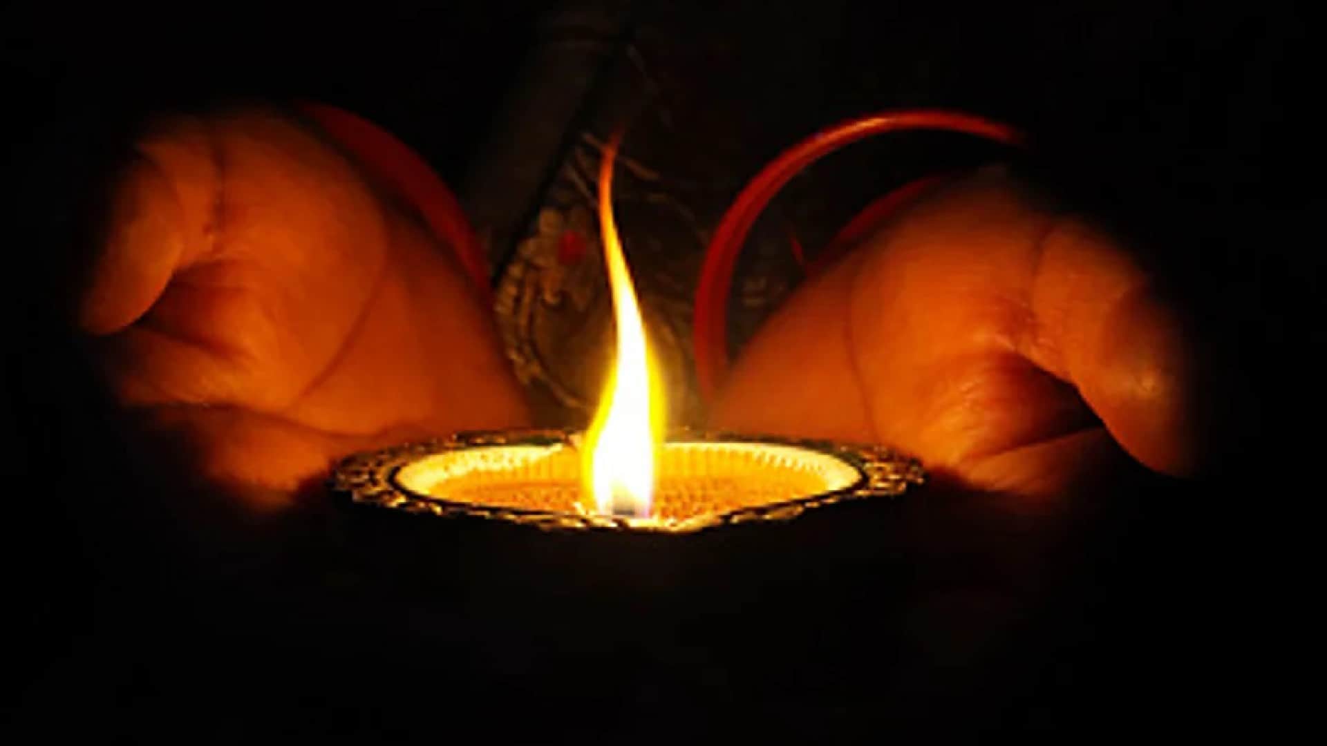 Diwali 2022 Unique tradition of Kaneri village of Ratlam people do not see the face of Brahmins for three days