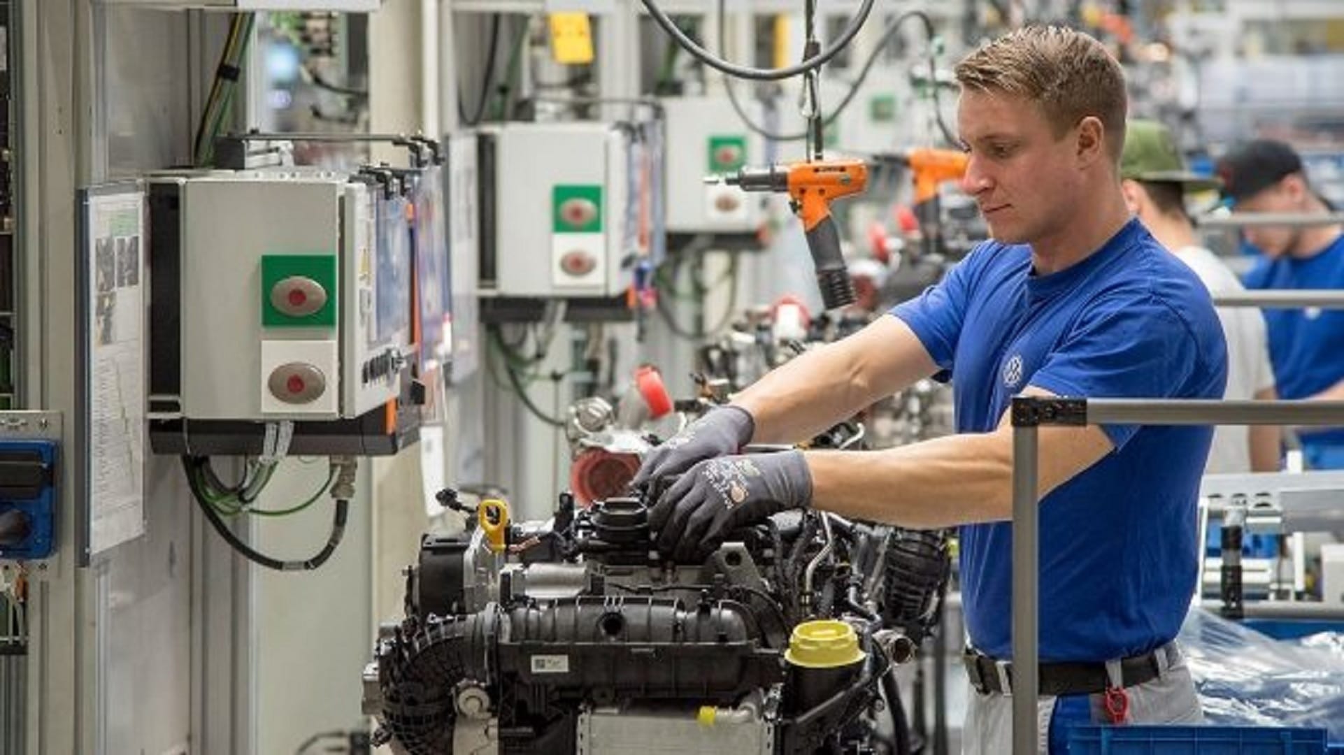 Volkswagen may sell Russian business looking for buyers Claims Report News in Hindi