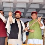केंद्रीय सूचना एवं प्रसारण और खेल मंत्री अनुराग ठाकुर ।