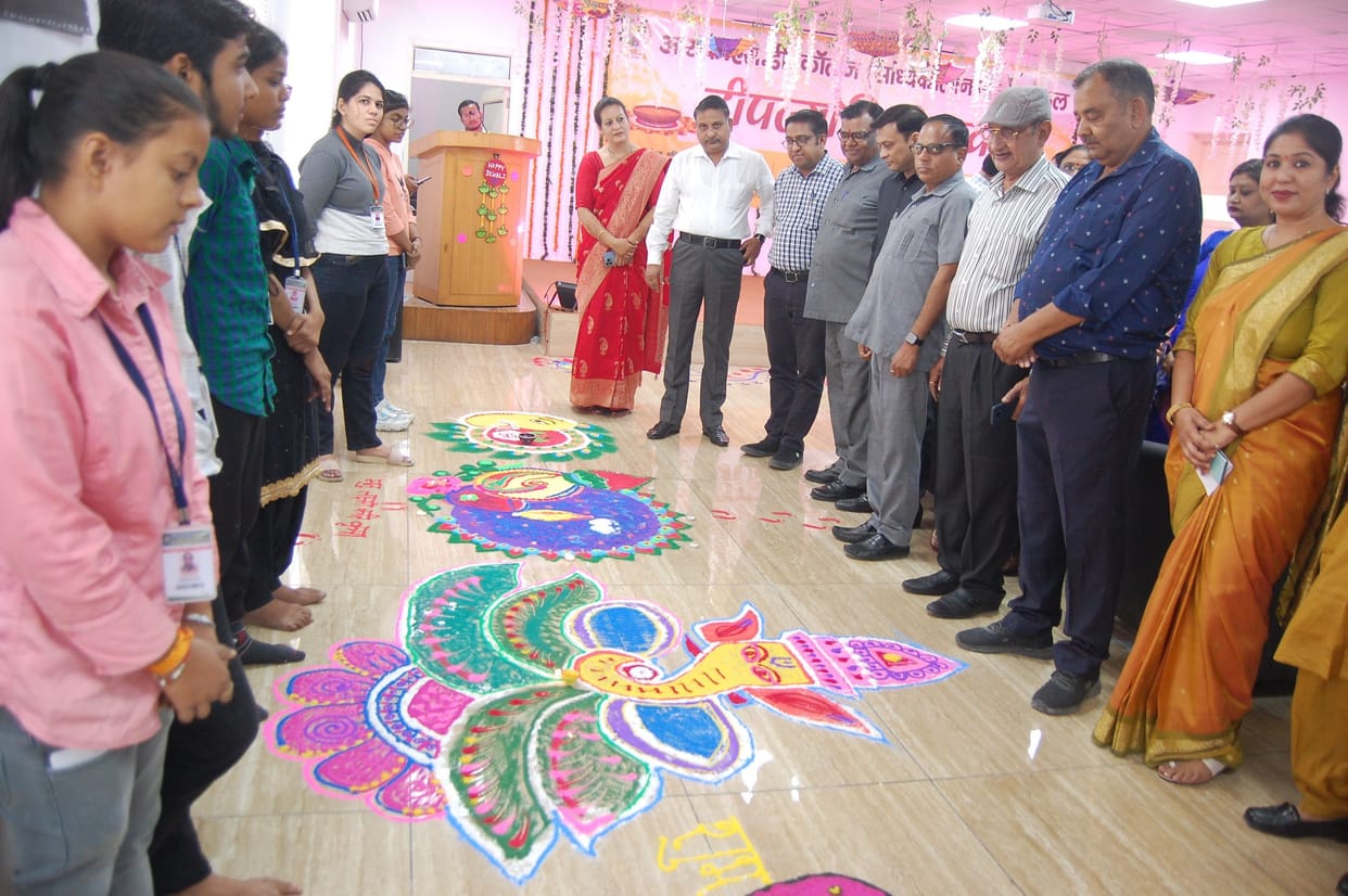 Mansi is the first in Diya and candle decoration and selfie frame