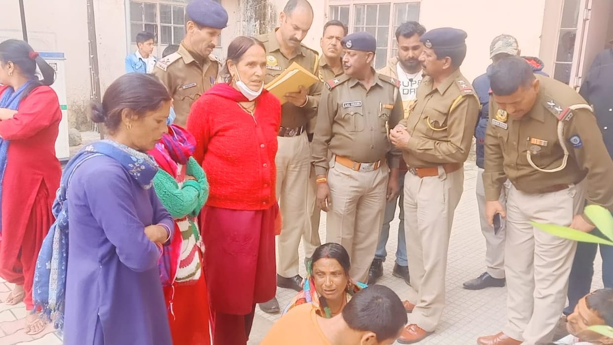 Mother Mother died due to bike collision, injuries to two childrenaccident mandi, bike