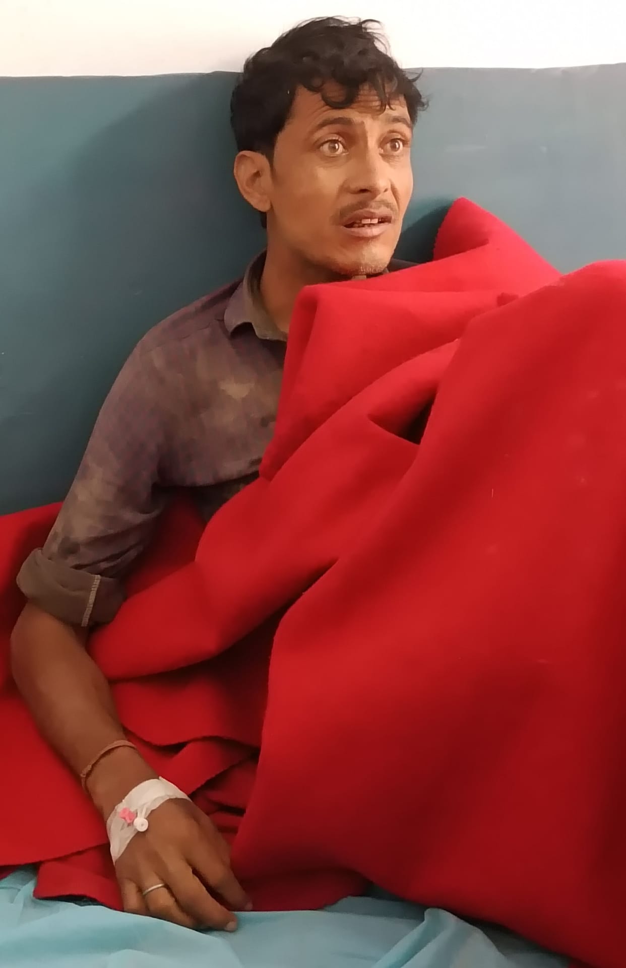 Kanpur Dehat: Couple hangs, wife's death, husband serious, three booked for dowry murder