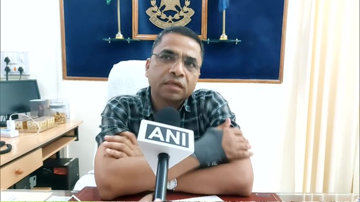 Sweeper was peeping in girls' washroom in Chhatarpur, detained on complaint of girl students