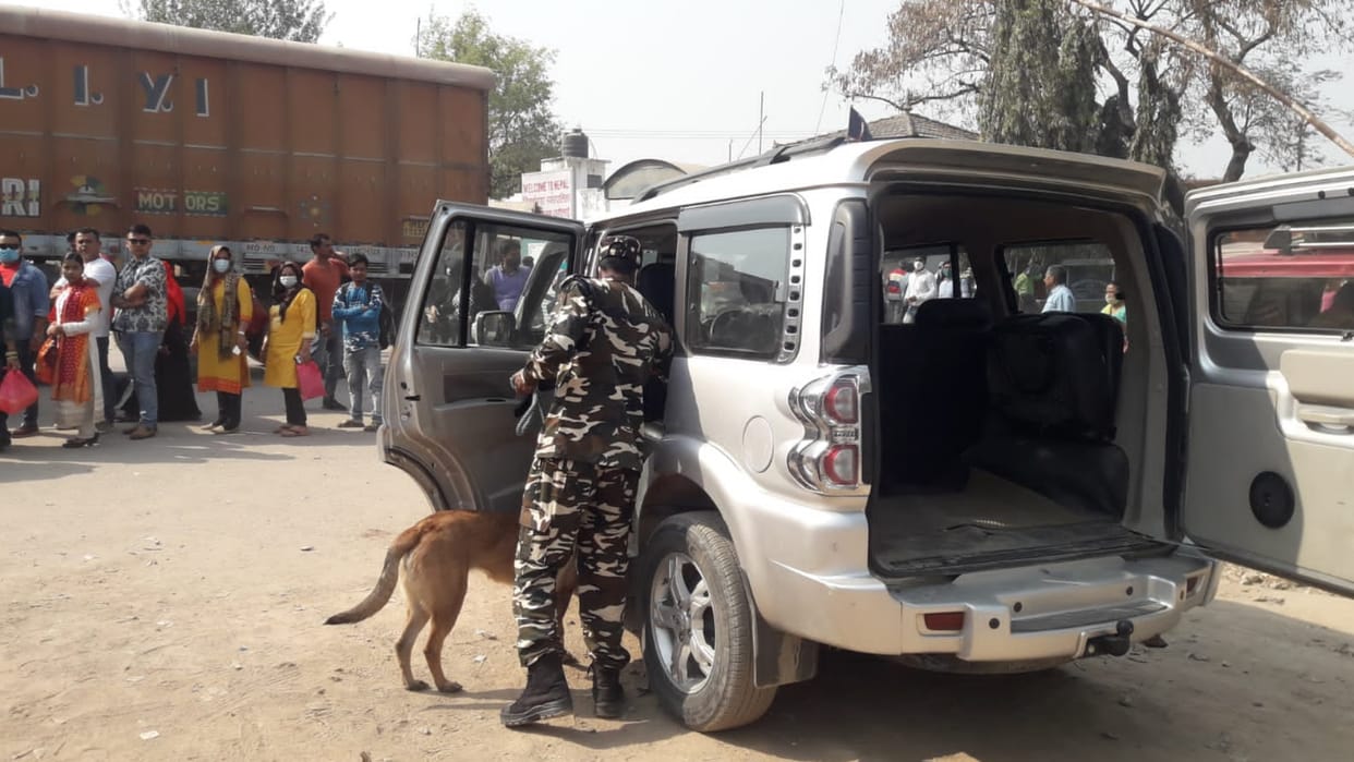 Indo-Nepal border Vigilance increased after isis suspect caught in Varanasi