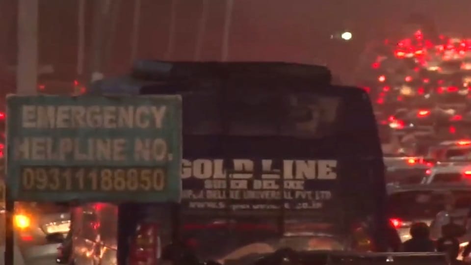 Five kilometer long jam on Delhi-Jaipur highway