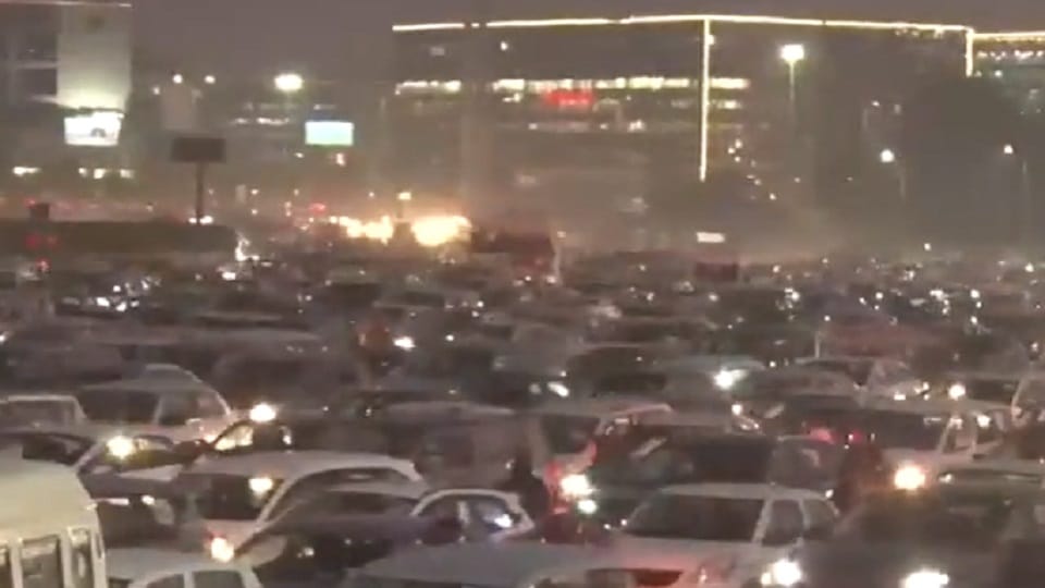 Five kilometer long jam on Delhi-Jaipur highway