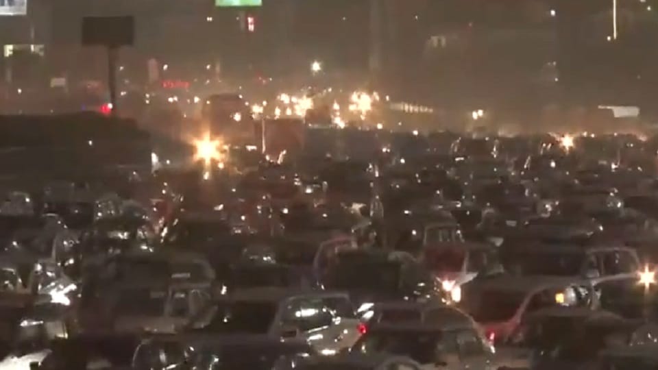 Five kilometer long jam on Delhi-Jaipur highway