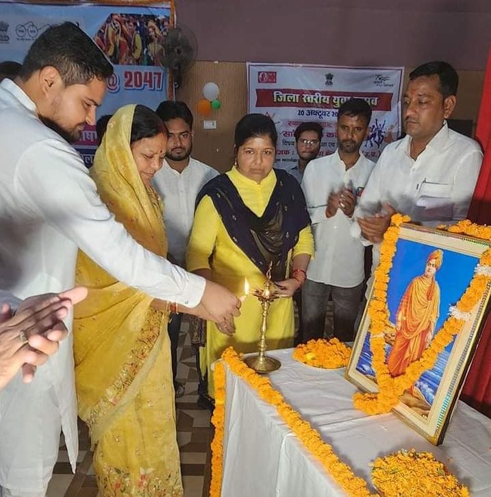 student,yova mohotsav gonda