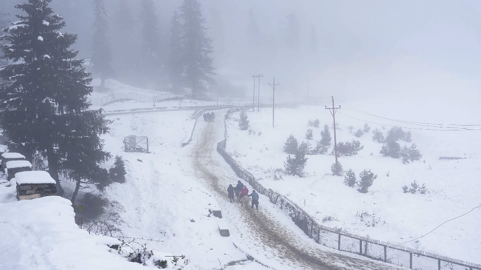 First snowfall of the season in world famous Gulmarg