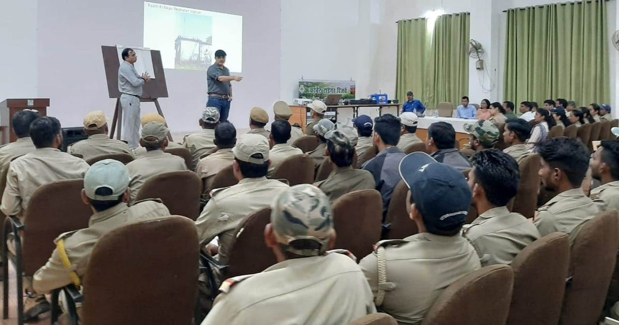 Explained the utility of wireless in wildlife conservation