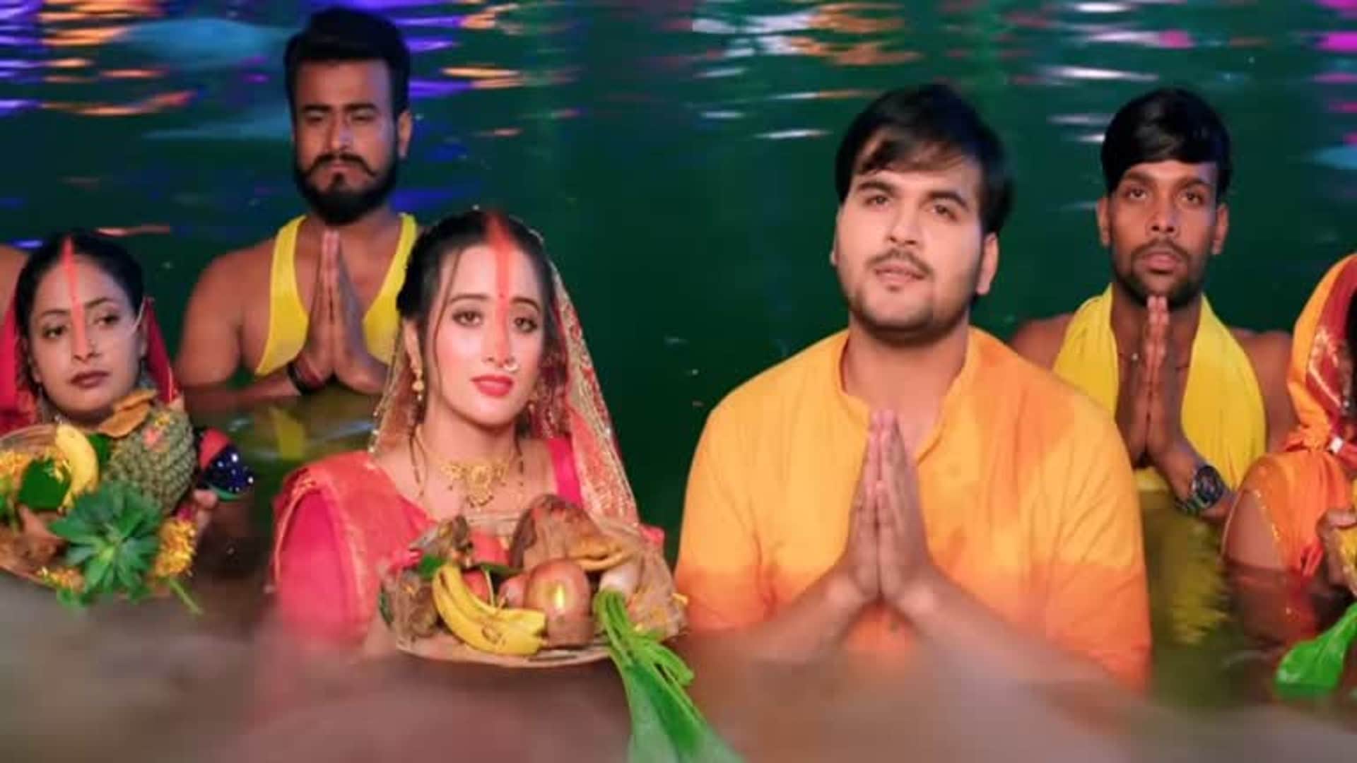 priyanka singh shweta mahara arvind akela kallu bhojpuri chhath geet kara tani pahila baratiya viral