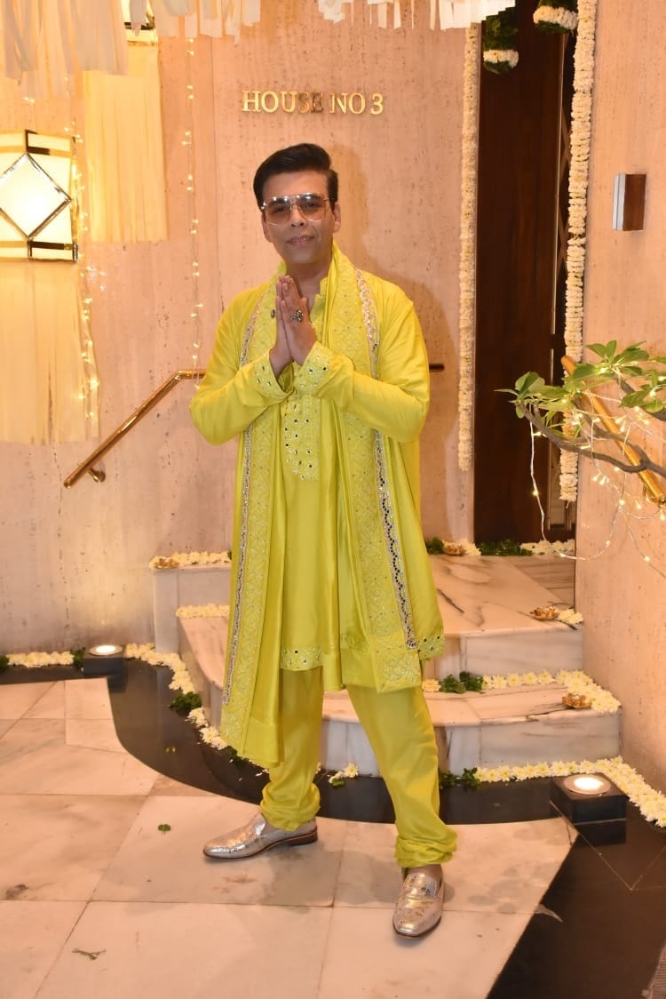 Celebrity Designer Manish Malhotra hosted Diwali party Kiara advani Varun Dhawan karan johar inside photos