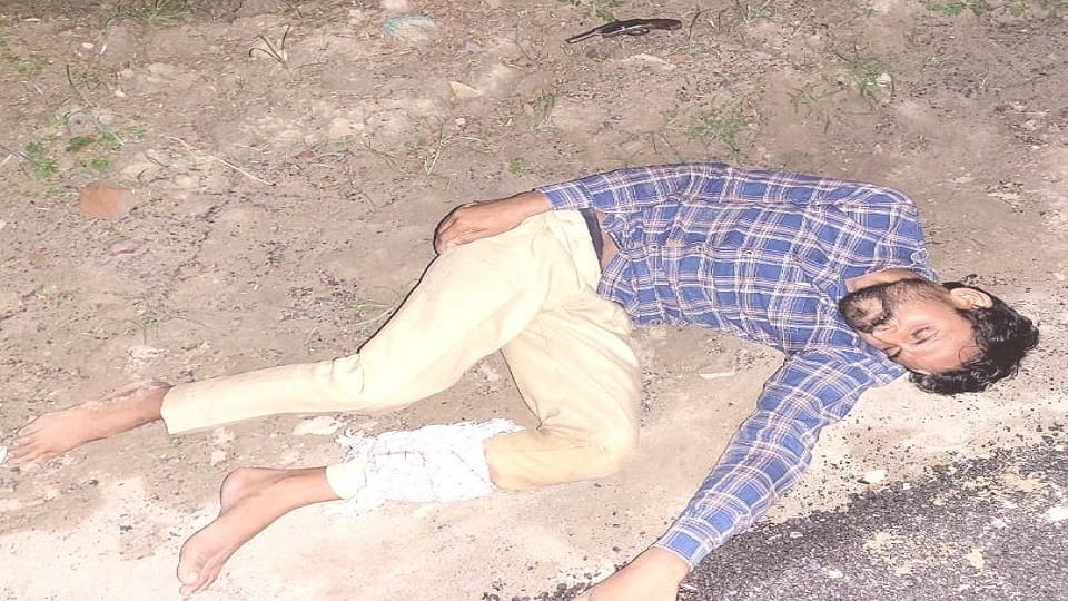 miscreants who robbed the money transfer shop arrested both were caught by the police during the encounter