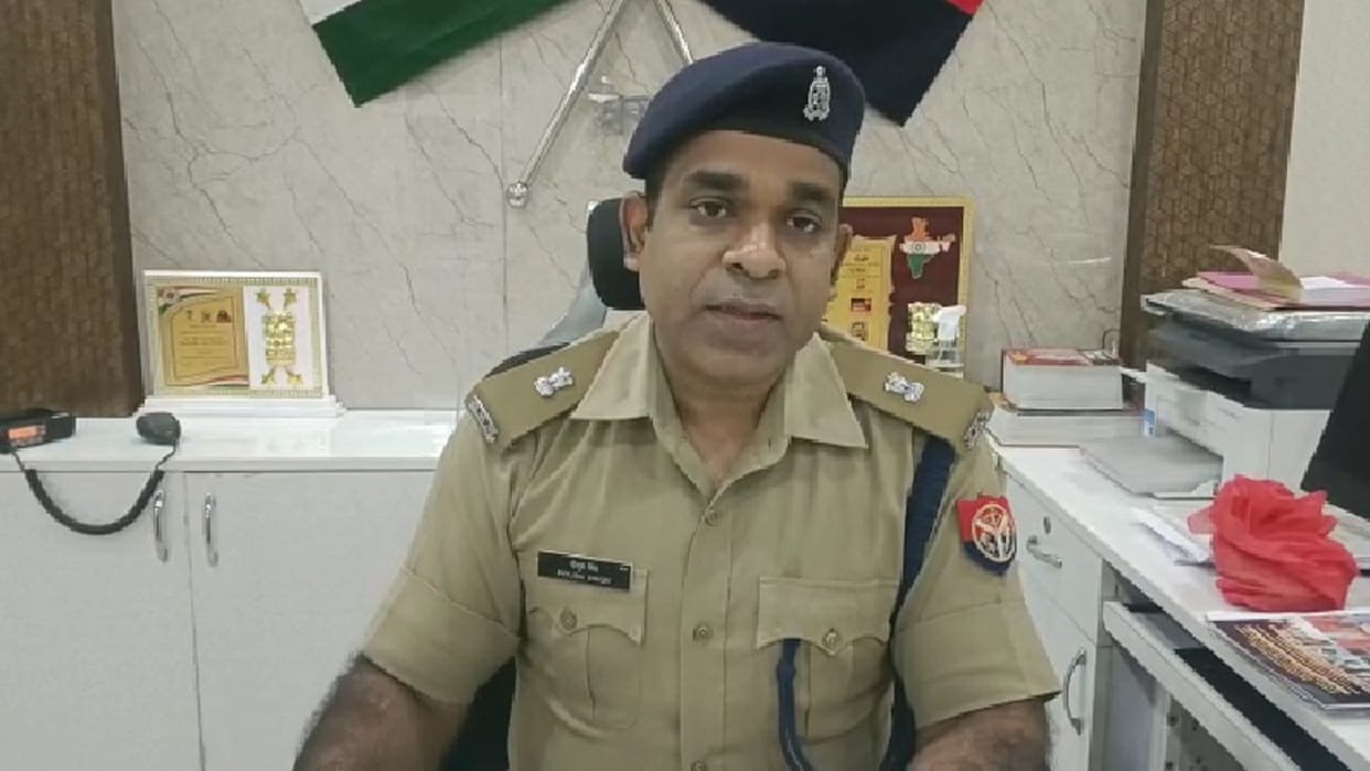 Meerut: Father took away  daughter from outside school, uproar of kidnapping