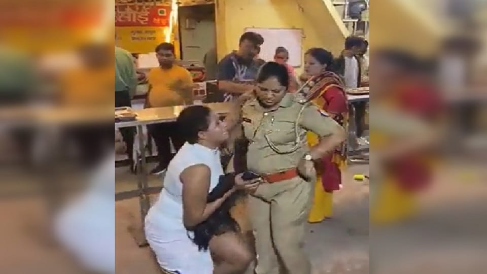 Nigerian woman creates ruckus after seeing police in Noida Sector 12