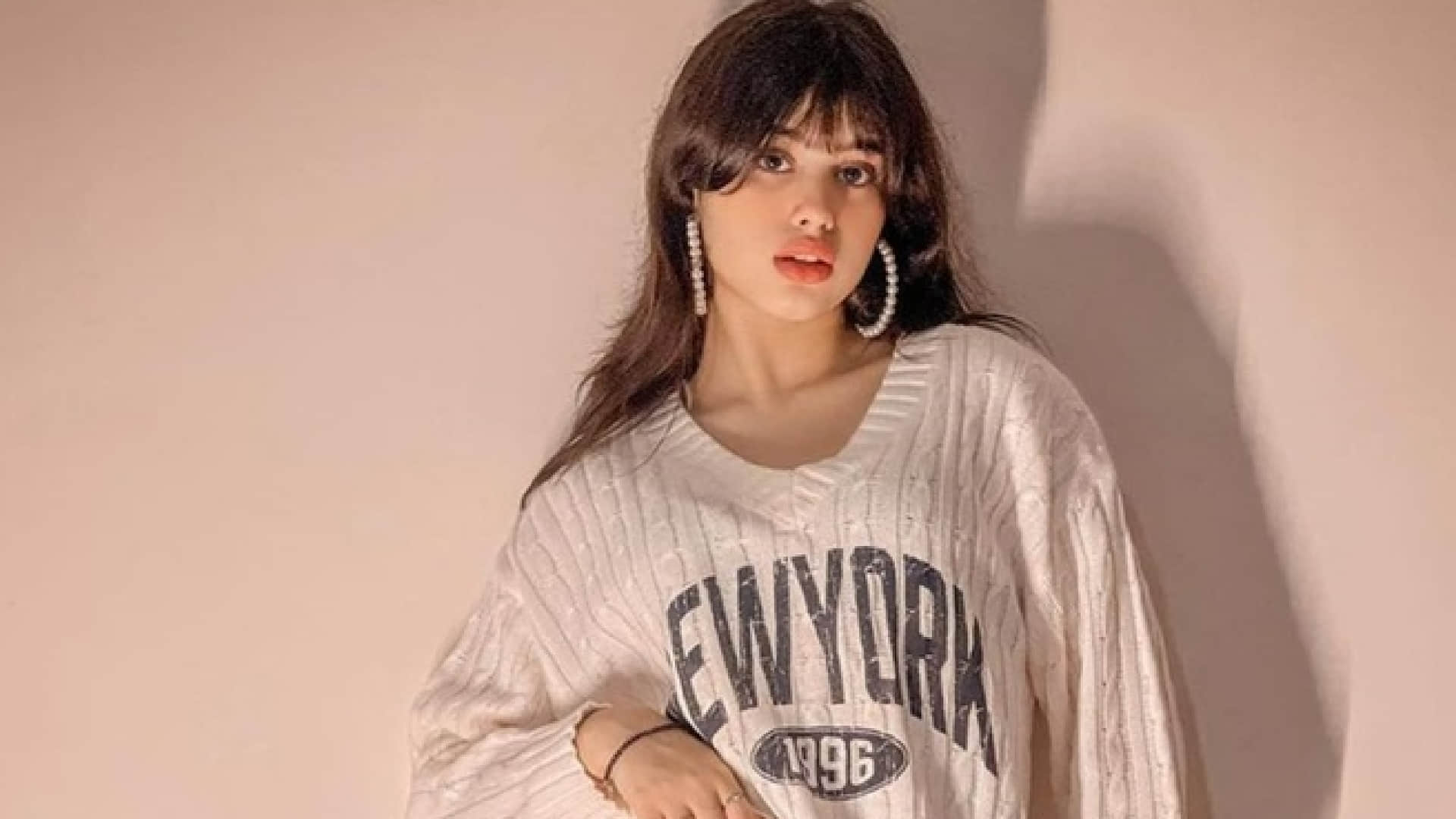 After Karan Kundra Riva Arora Video with Mika Singh Getting Viral On social media, actress got trolled