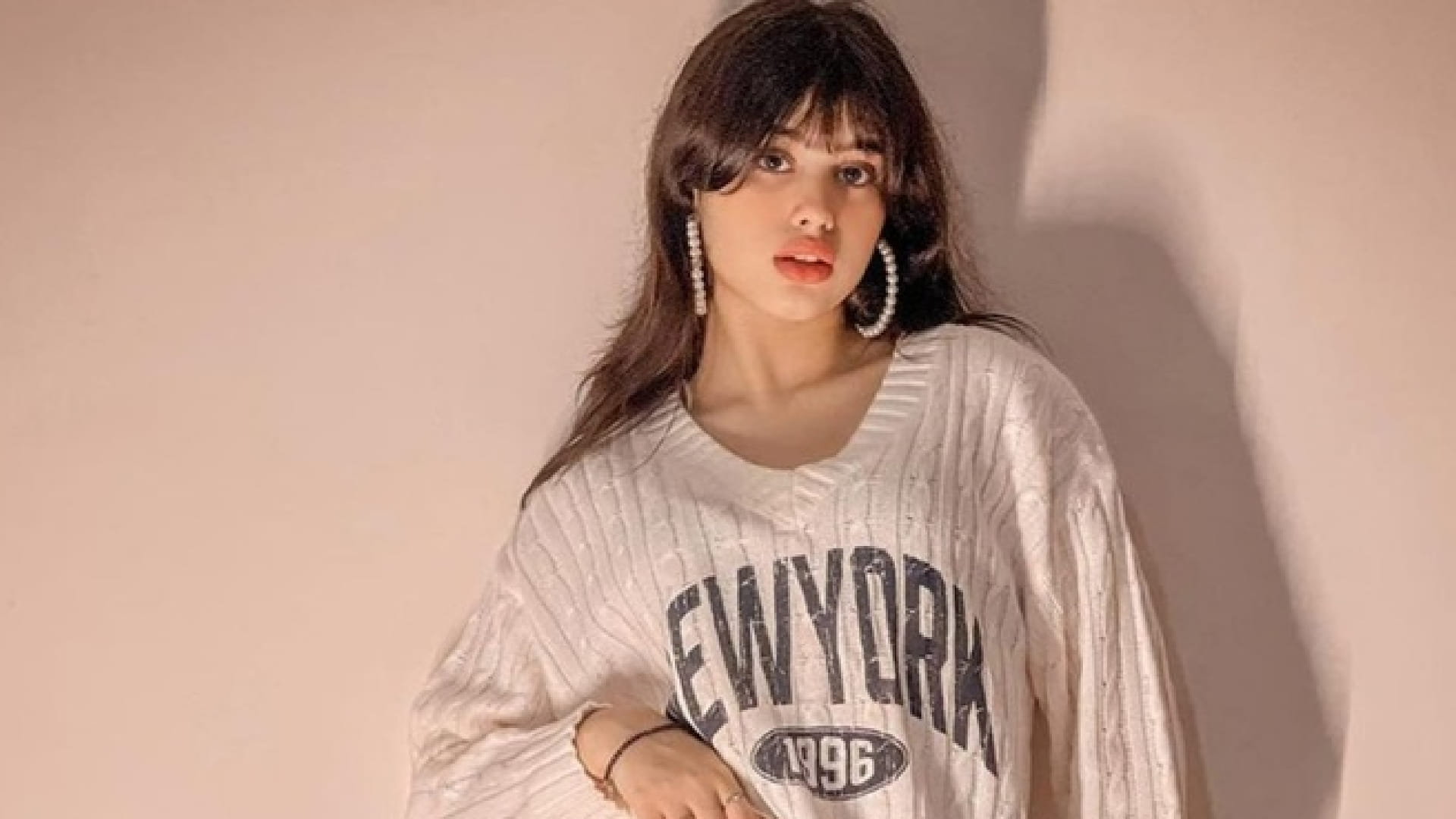 After Karan Kundra Riva Arora Video with Mika Singh Getting Viral On social media, actress got trolled