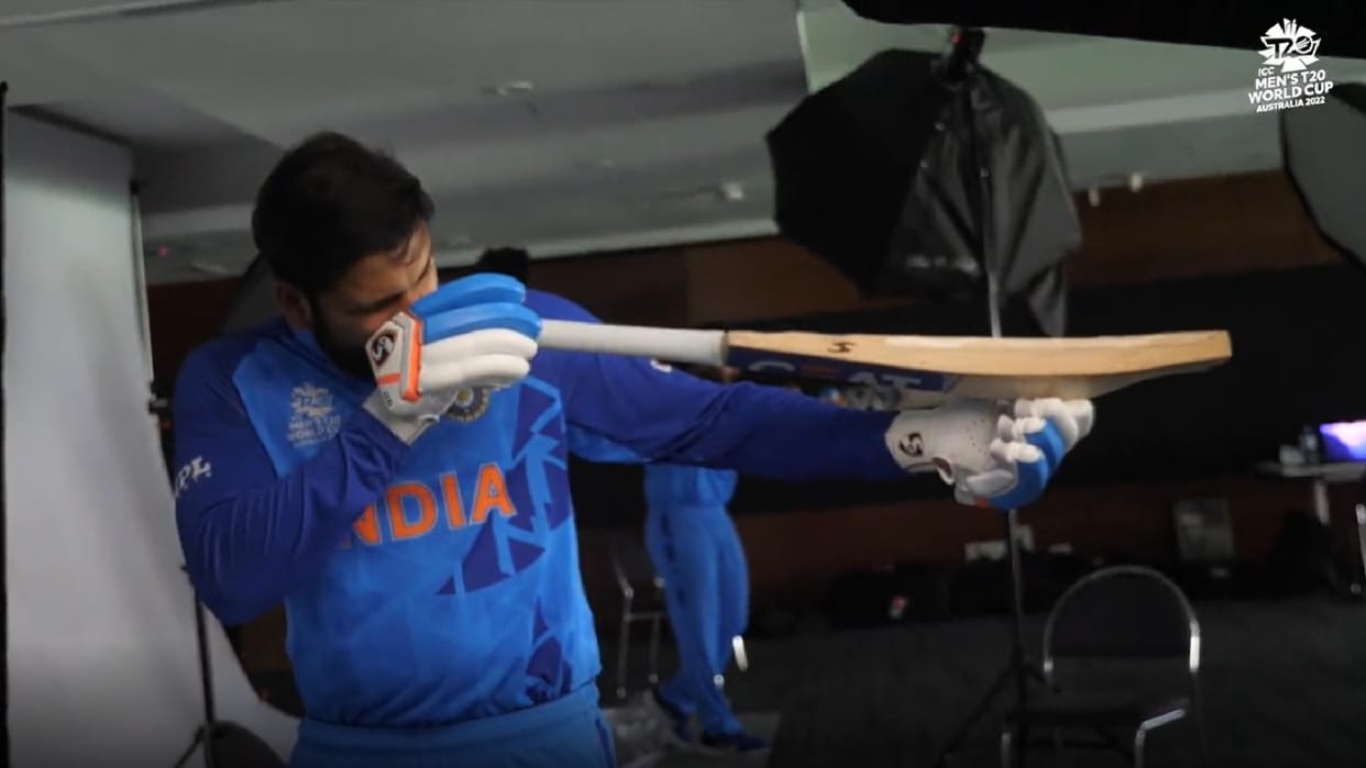 Indian cricket team funny photoshoot before match against Pakistan in T20 World Cup