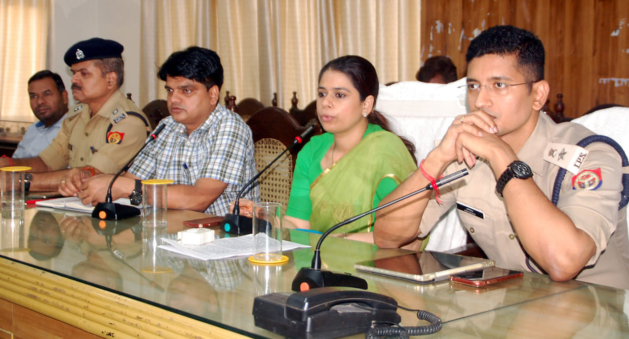 Burn only green crackers on Diwali: DM
