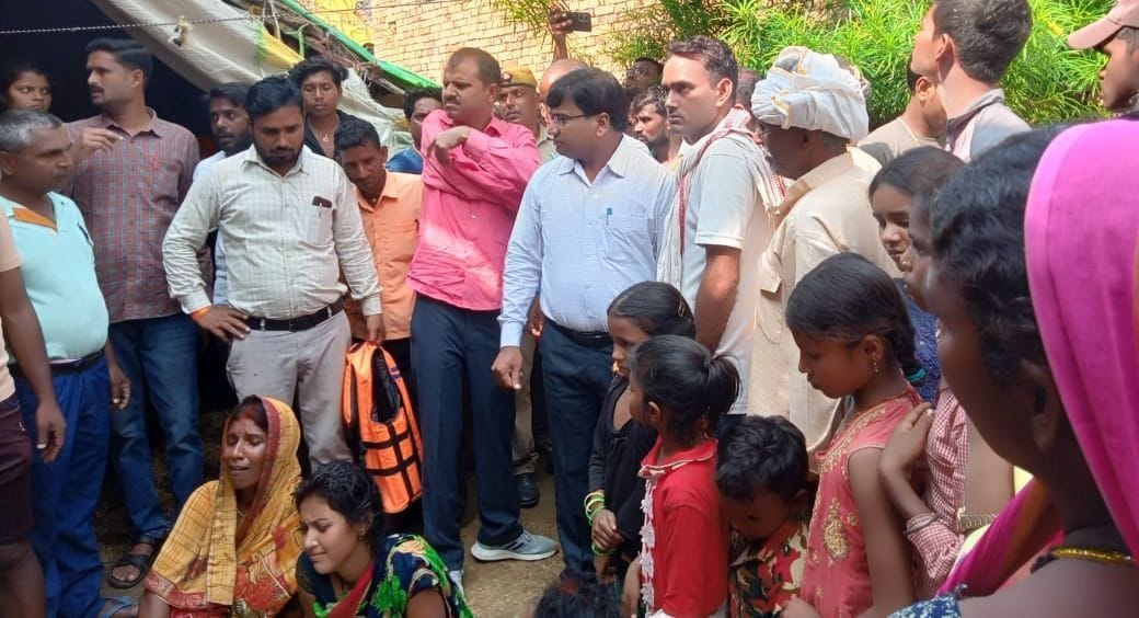 Two sisters die due to drowning in flood water