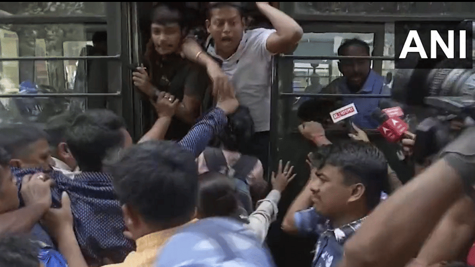 West Bengal: TET candidates protest near the head office of West Bengal Board of Primary Education in Kolkata