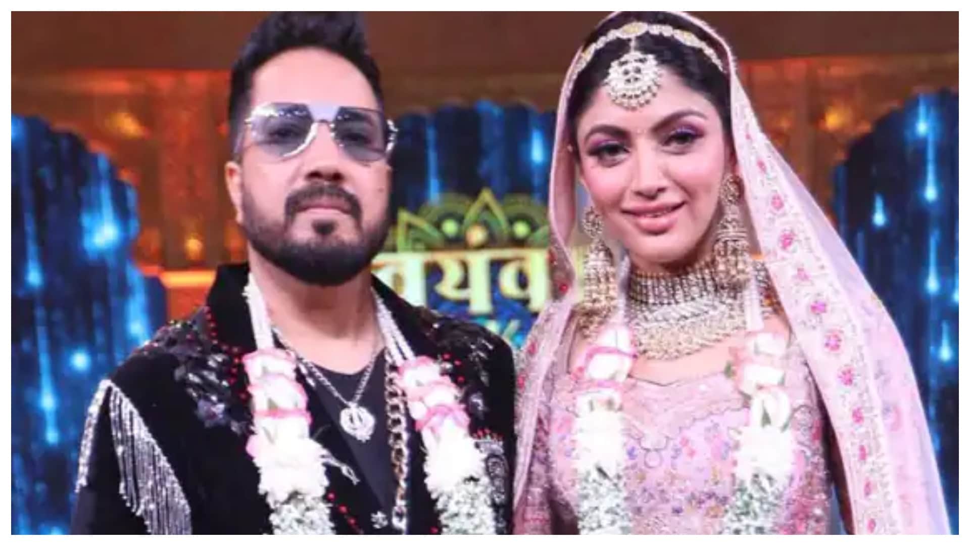 swayamvar winner Tv Actress Akanksha Puri Shares her wedding plans with Mika Singh says we Are Just Friend
