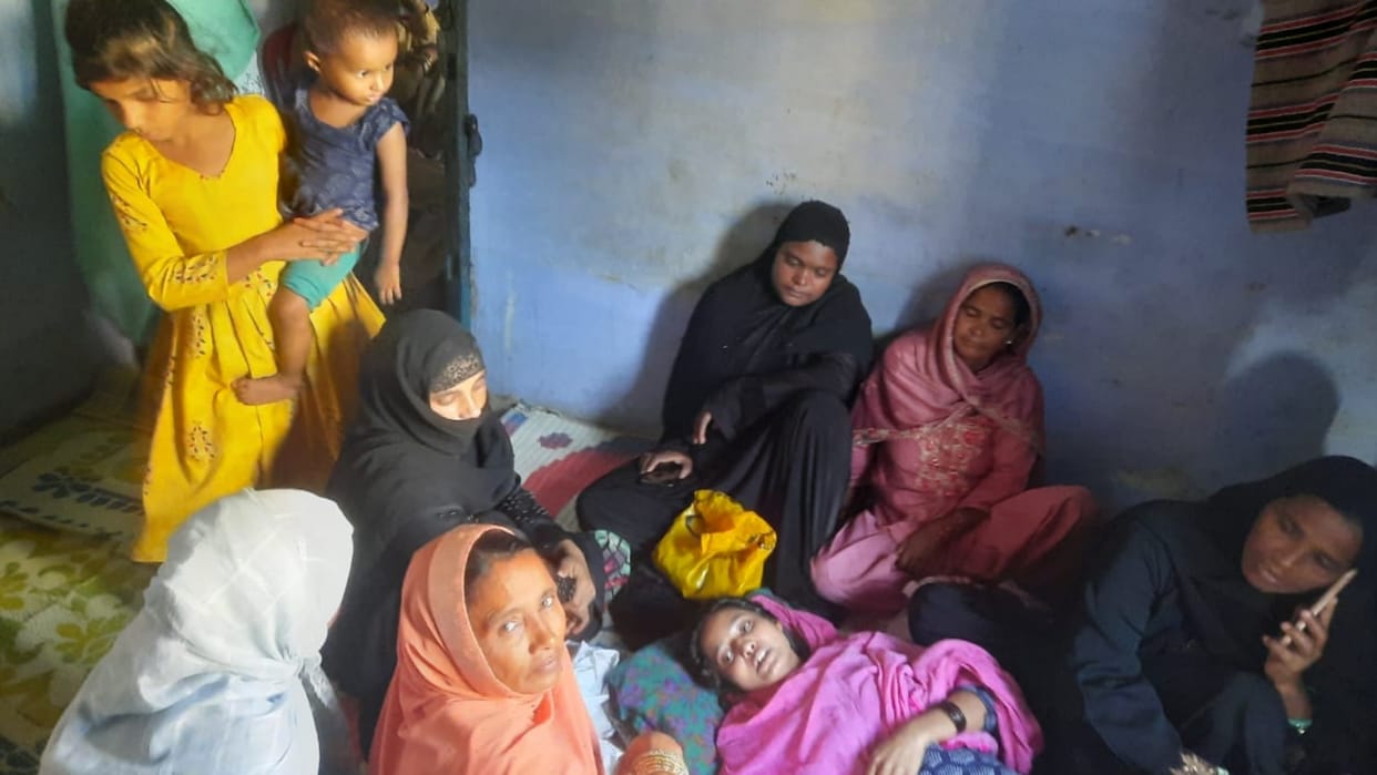 Six labourers died in Reeva bus accident in Balrampur.