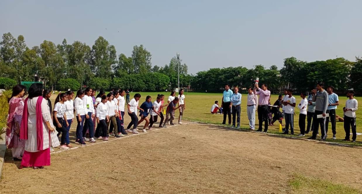 Gaurav and Mansi first in half marathon, Kurukshetra