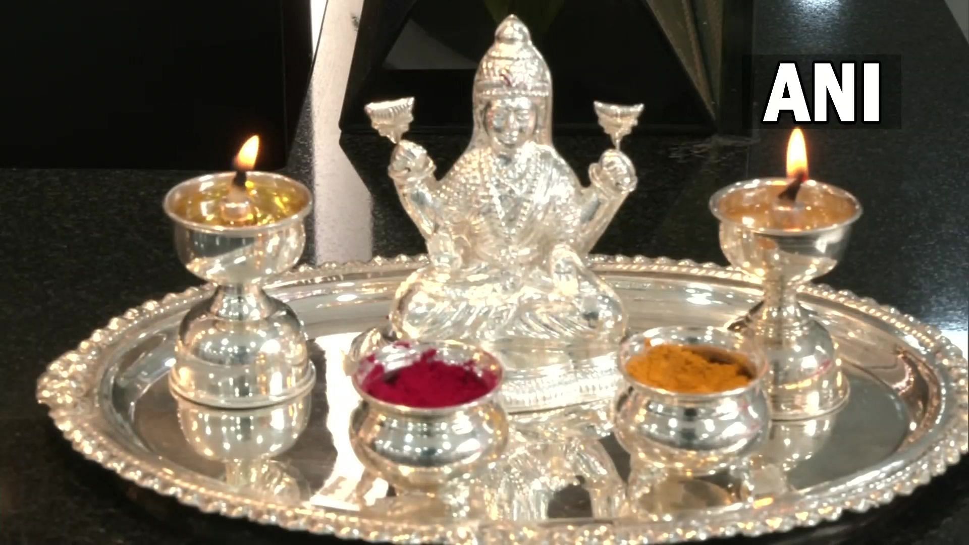 Diwali 2022 Mahalakshmi Pooja During Pradosh Kaal Know Shubh Muhurat ...