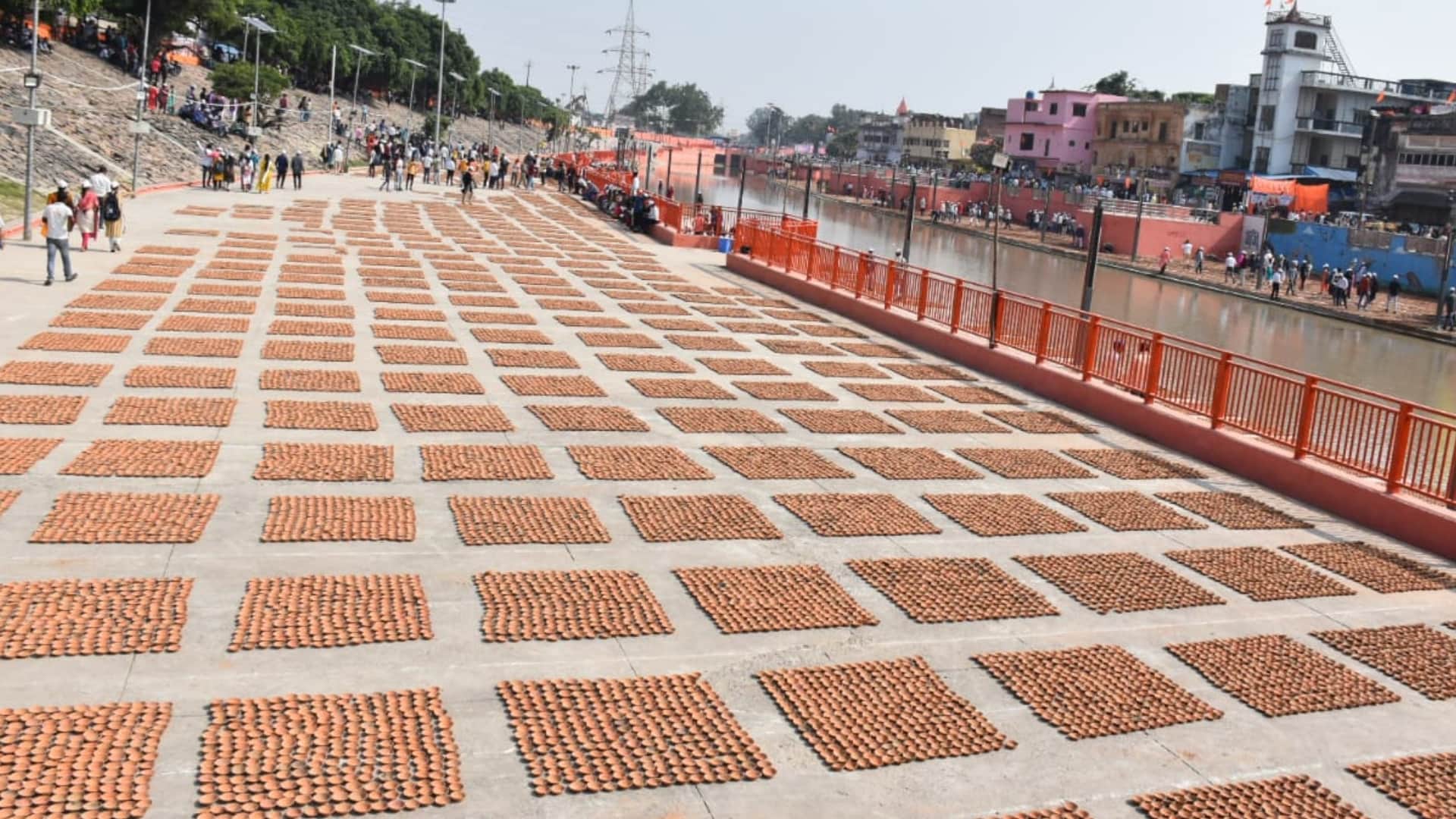Deepotsav prepration continue in Ayodhya.