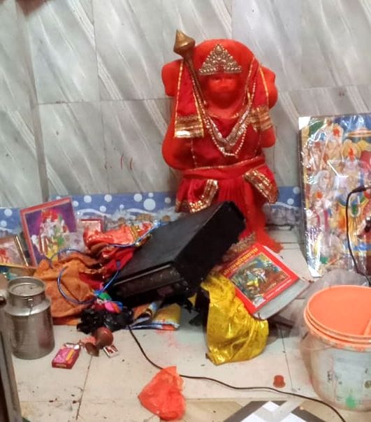 A donation box full of cash kept in the temple in Hardoi stolen