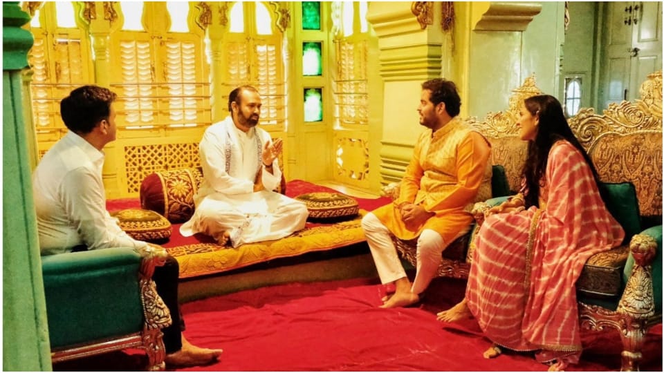 JIO Chairman Akash Ambani Launch 5G Network In Nathdwara Srinathji Temple