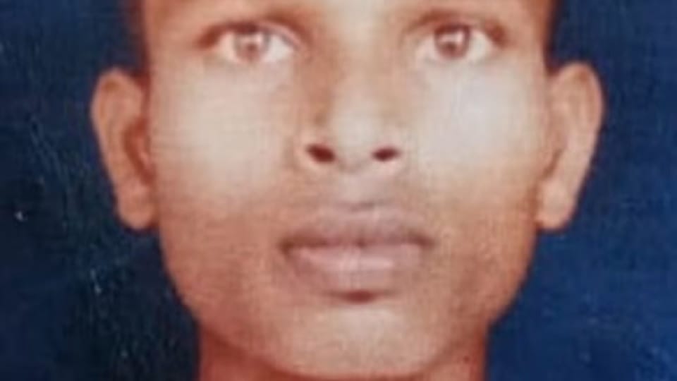 Farmer dies in Badaun after being touched by hanging high tension line
