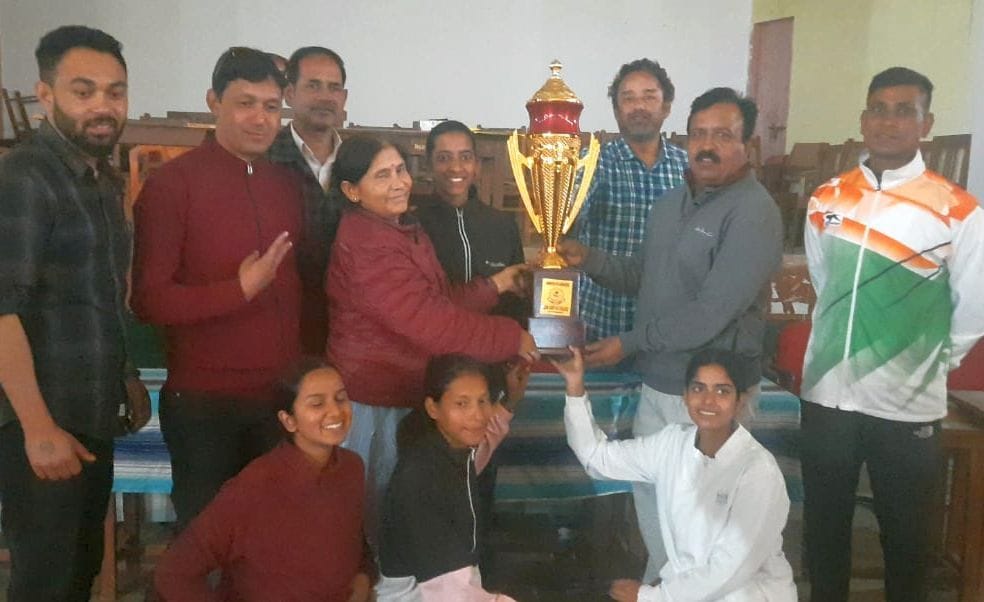 Bageshwar's women's and men's teams became champions in Taekwondo
