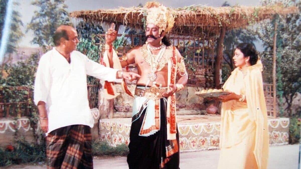 Bollywood Gossips: When Ramanand Sagar had to fight a legal battle for Ramayana for 10 years