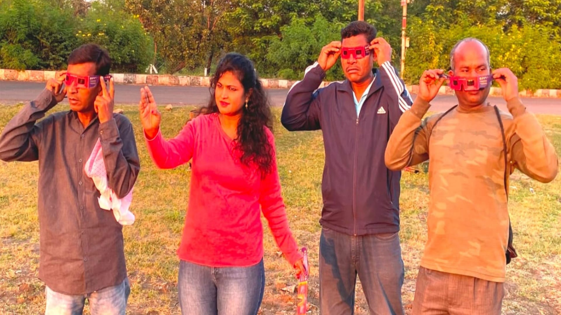 Sarika Gharoo told how you can see the solar eclipse