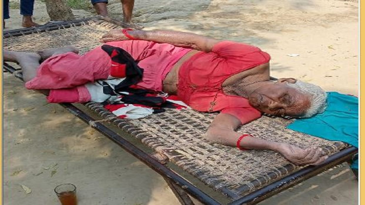 Woman found alive Even after 12 hours of drowning in the Ganges in mirzapur