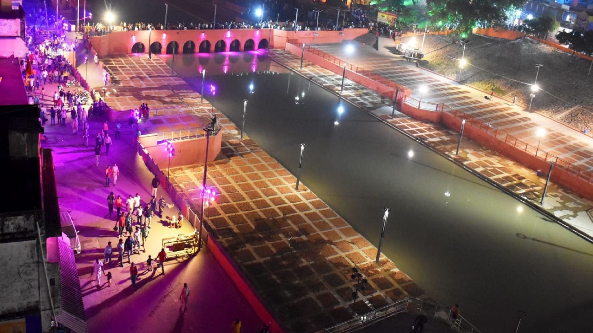 Deepotsav 2022 Ayodhya decorated with colorful lights and pictures of Lord Shri Ram