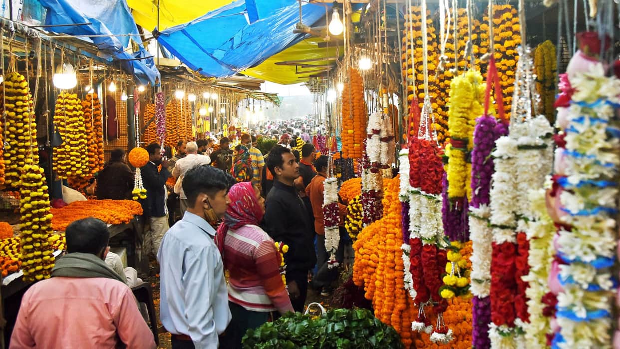 Dhanteras 2022: People shop on Dhanteras  crowds gathered in the markets  see photos