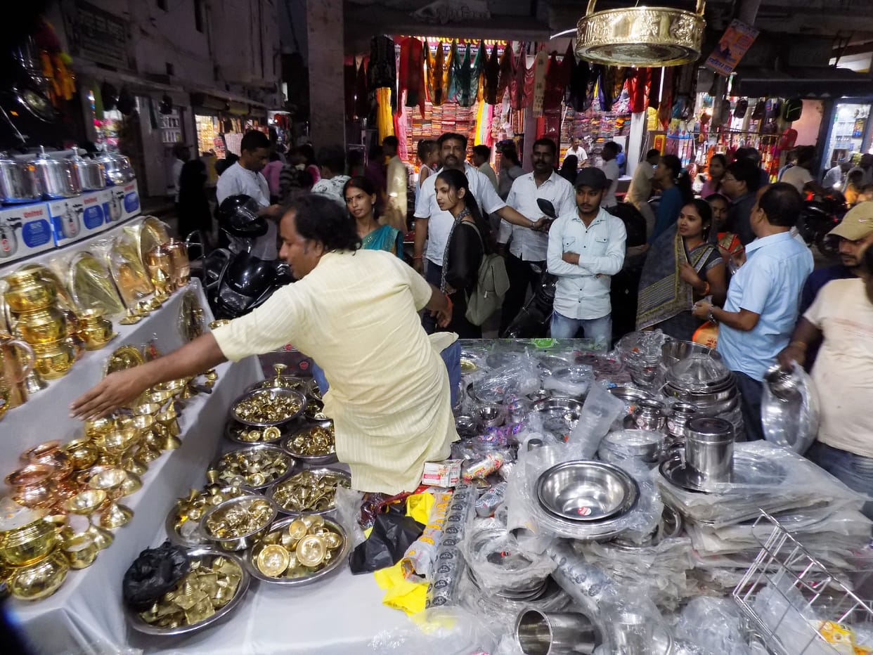 Dhanteras: Money rained in the market