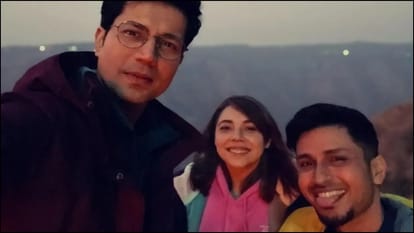 Tripling 3 Review in Hindi By Pankaj Shukla TVF Arunabh Kumar Sumeet Vyas Zee5 Amol Parashar Kumud Mishra