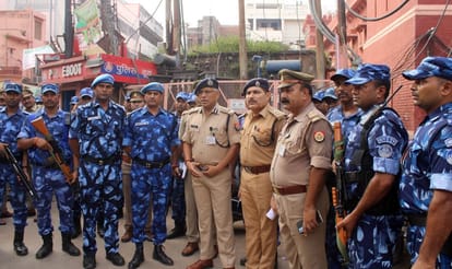 Diwali 2022 Firecrackers will be available at these places in Varanasi administration fixed places