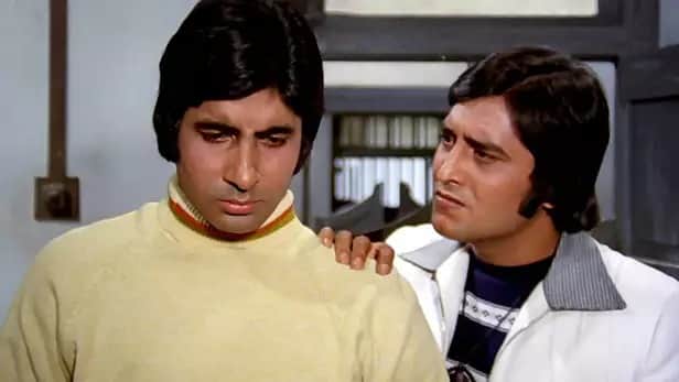 Bollywood Gossips: When Amitabh Bachchan hurt Vinod Khanna by throwing a glass of glass get 16 stitches