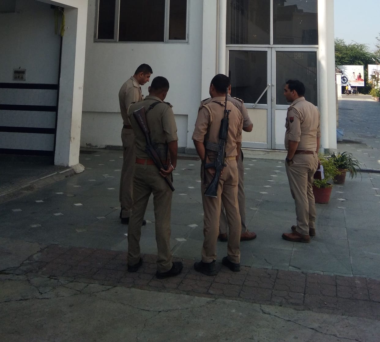 Medical store owner dies after falling from hotel roof in police custody