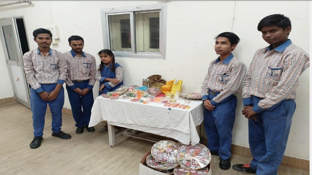 handicapped children made candles Children of Chetna Divyang School prepared diyas also in Bareka