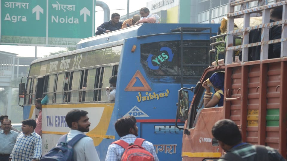 when no space in trains and buses people sat on the roofs and went home on diwali