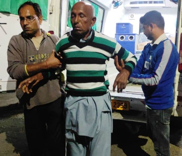 mandi news himachal news old man and young women injured attack rangar bee jogindernagar