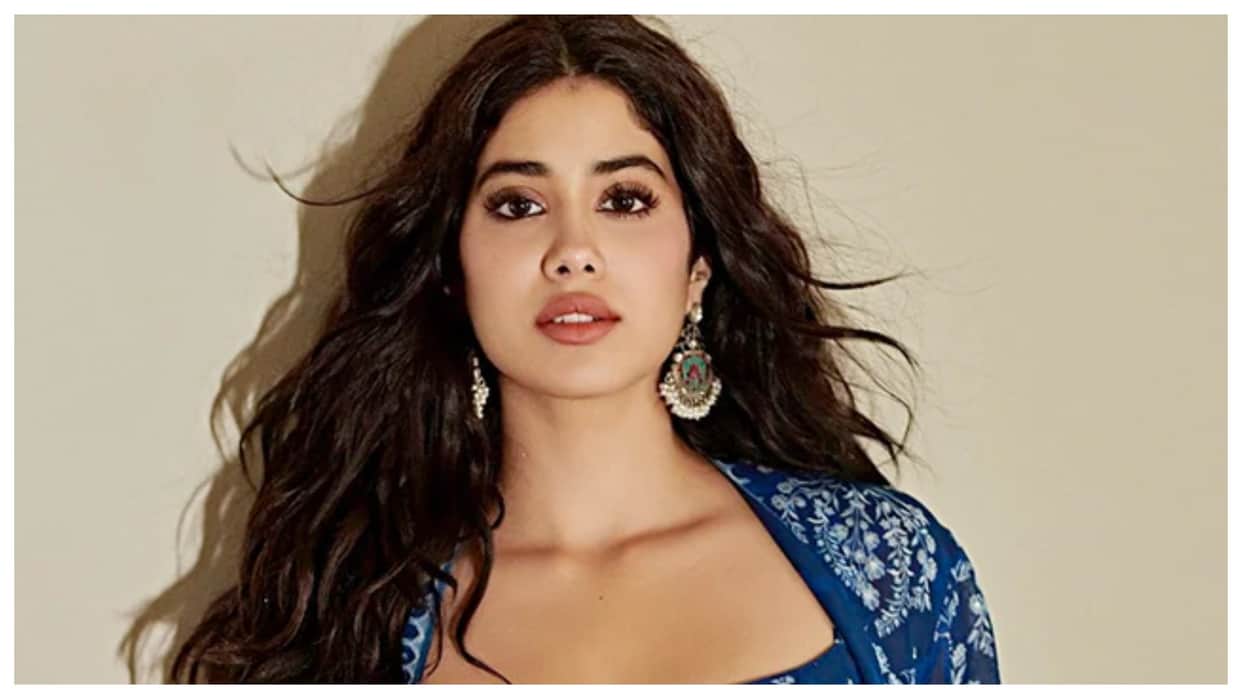 Sridevi Boney Kapoor daughter Janhvi Kapoor talks about movie offers says It must be on merit